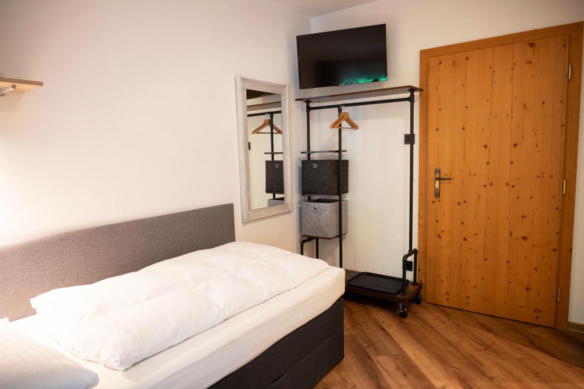 Bed & Breakfast Goldener Stiefel Mariazell Bagian luar foto